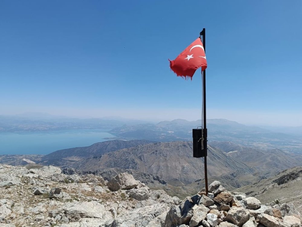 Günübirlik Dağcılık Faaliyeti  Barla Dağı (2.798 m)