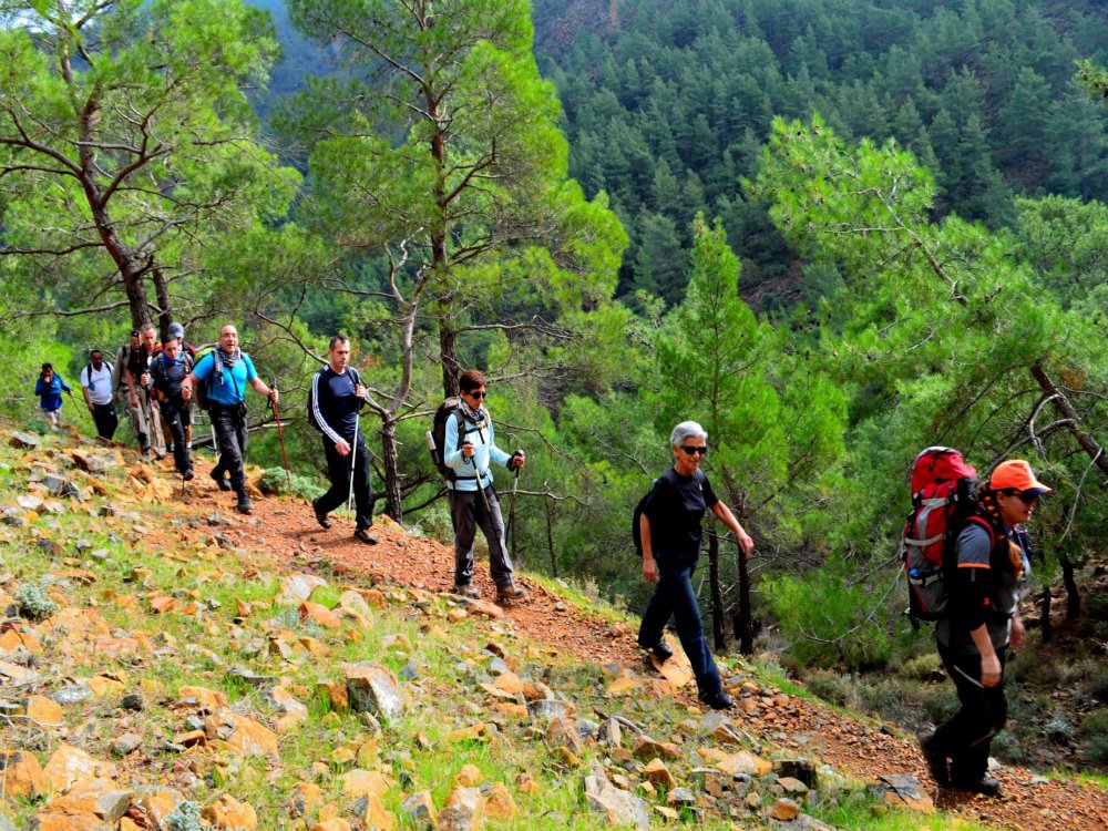 DOĞA YÜRÜYÜŞÜ UZUN PARKUR  ADRASAN - GELİDONYA FENERİ - KORSAN KOYU  (19 KM)