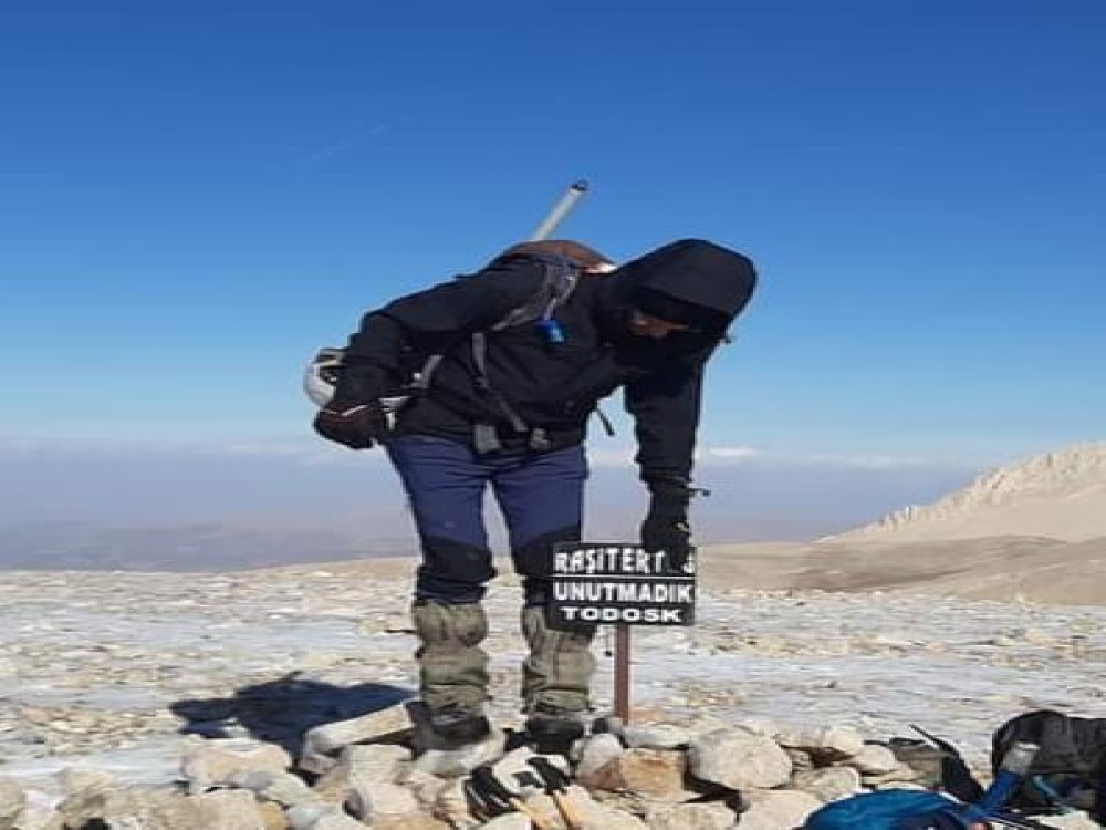 DAĞCILIK FAALİYETİ ÇEŞTEPE  RAŞİT ERTUĞ ANMA TIRMANIŞI